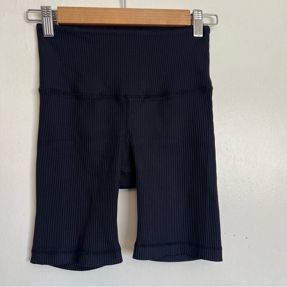 Tan lines black ribbed biker shorts size small